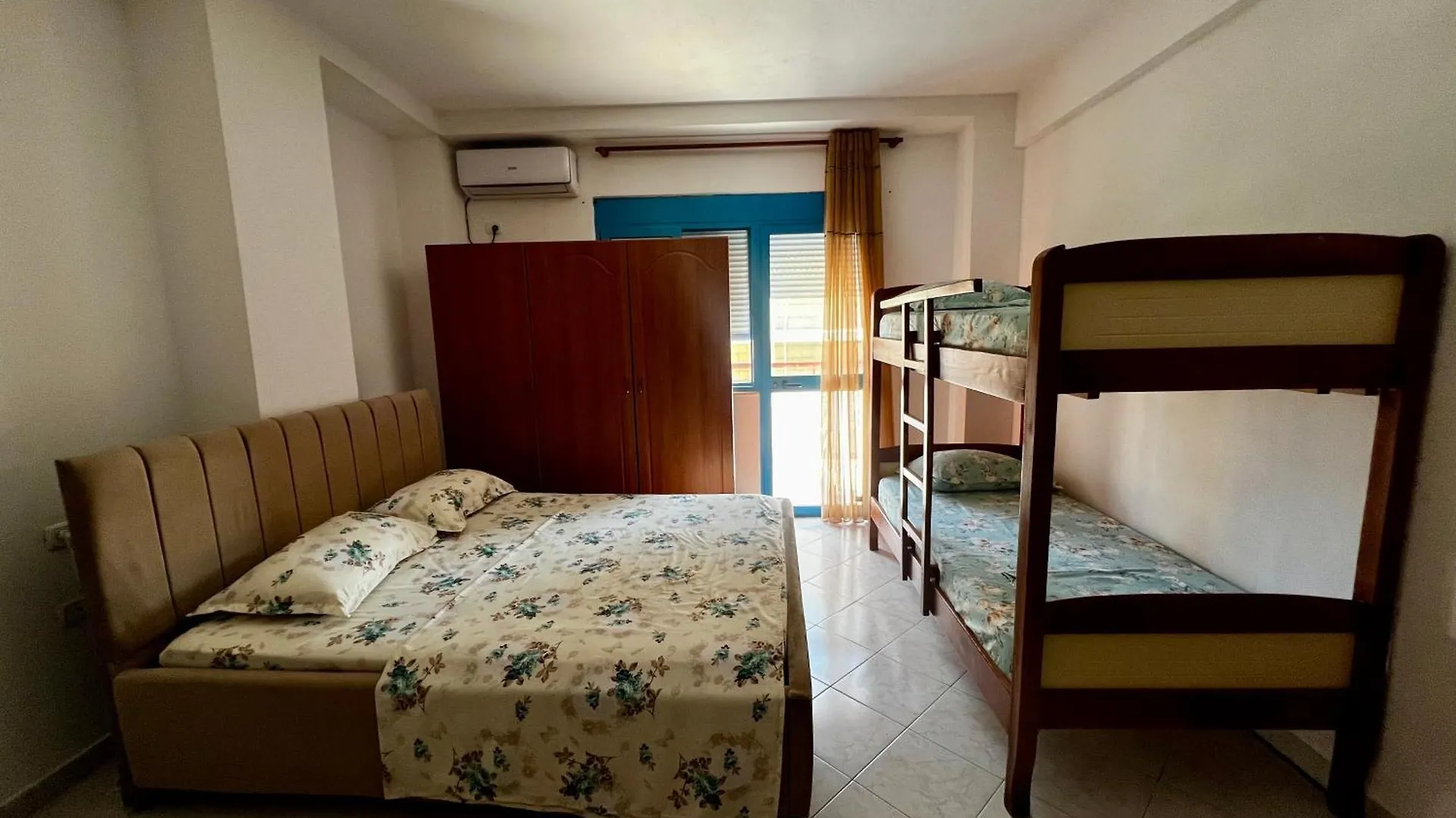 3 A Apartment Golem 阿尔巴尼亚